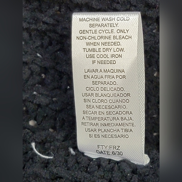 FTC WITH LOVE Women's Size 1X  Black Open Front Sweater/Cardigan with Pockets - Picture 11 of 12